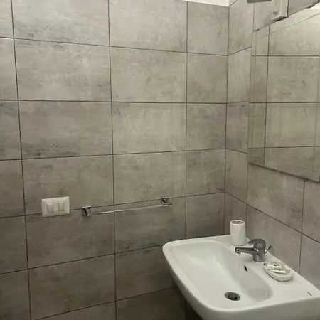 Ah Luxury Montecitorio 4* Rom