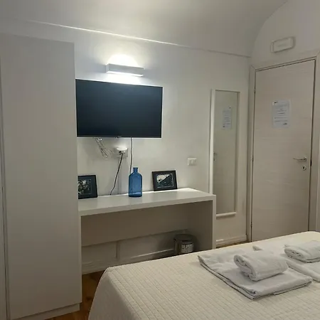 Ah Luxury Montecitorio Rzym