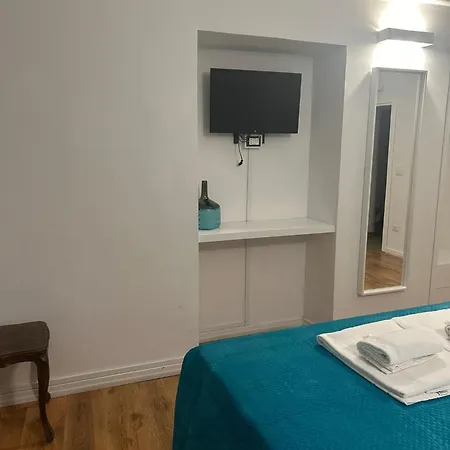 Ah Luxury Montecitorio Vendégház 4*