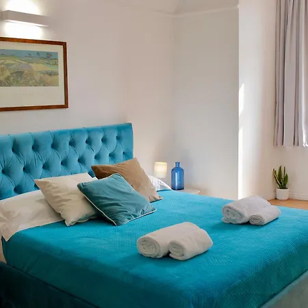 Ah Luxury Montecitorio 4* Roma