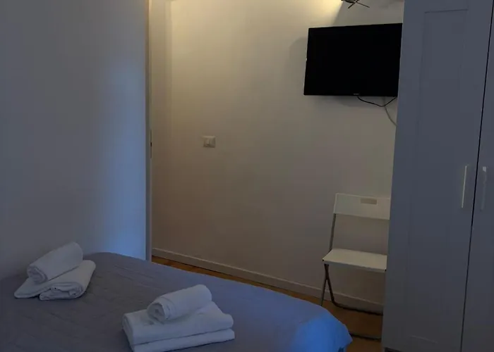 Ah Luxury Montecitorio Gasthuis